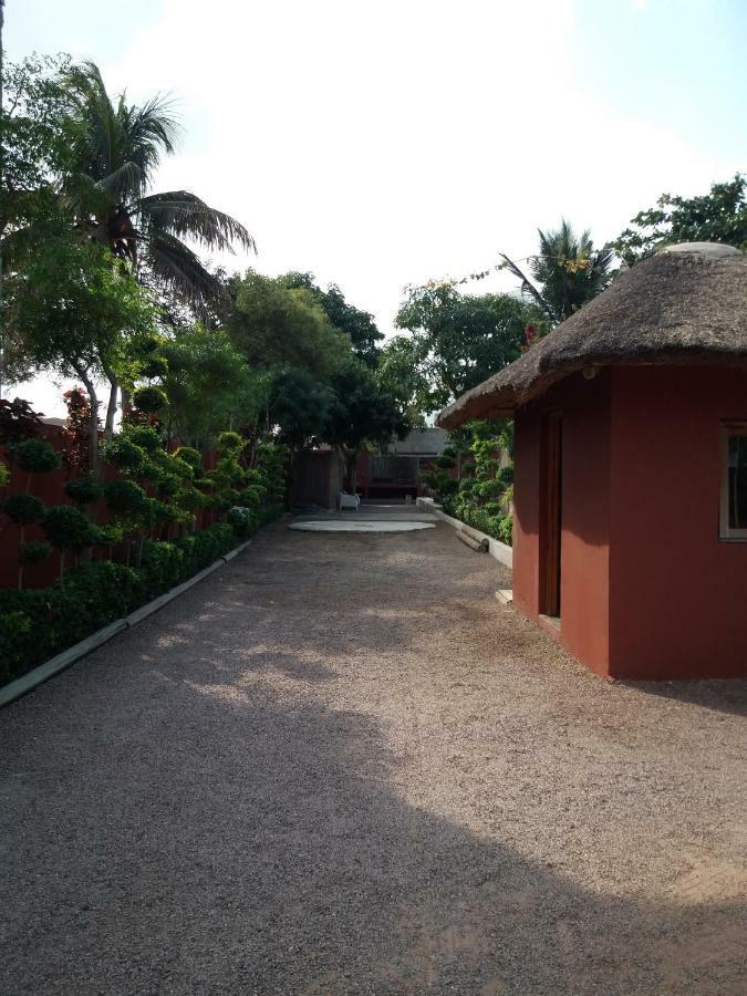 Liv Inn Guest House Maputo Exterior photo