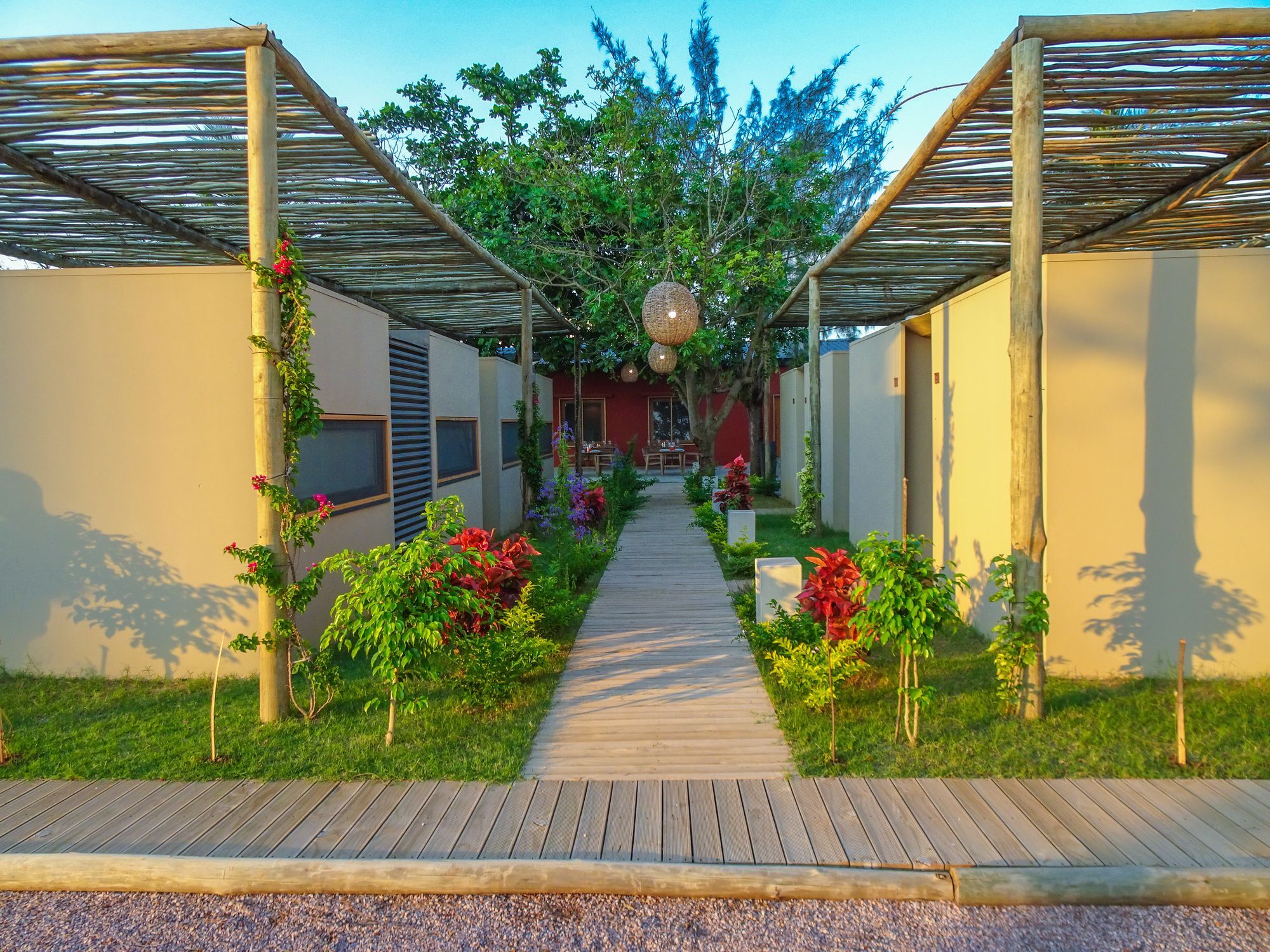 Liv Inn Guest House Maputo Exterior photo